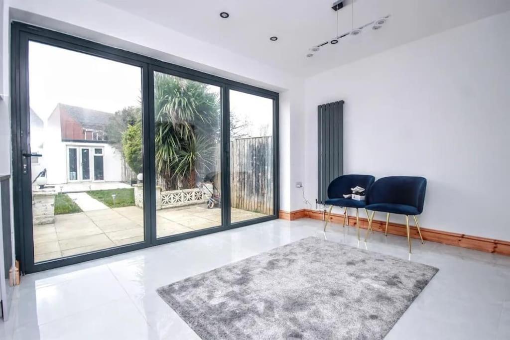 Beautiful Bright Three Bedroom House In Brighton And Hove With Free Parking Екстер'єр фото