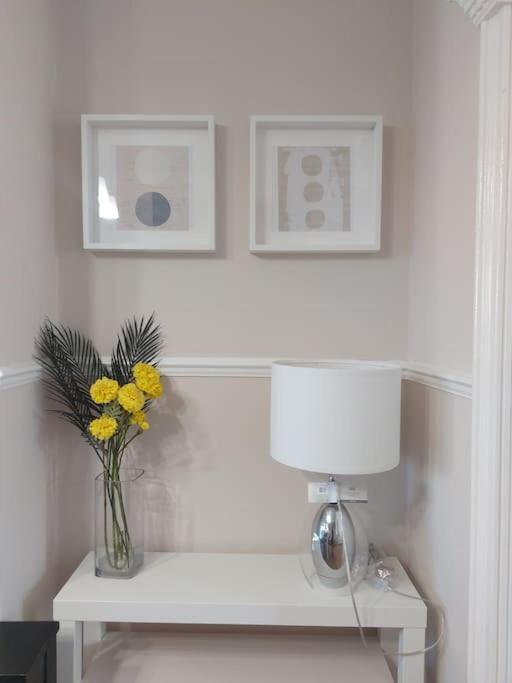 Beautiful Bright Three Bedroom House In Brighton And Hove With Free Parking Екстер'єр фото